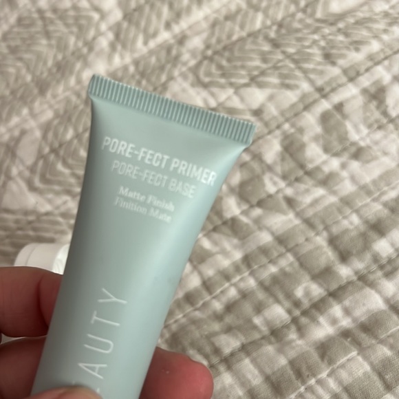 Evio Beauty Pore-Fect Primer - Picture 3 of 3